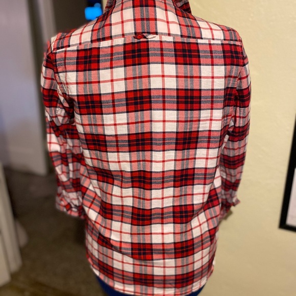 Gap plaid fitted boyfriend shirt - Picture 2 of 3